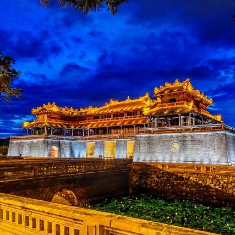 Hành Trình Xuyên Việt - 11 Ngày 10 Đêm