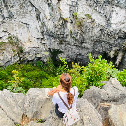 Hố Sụt Mèo Vạc – Miệng Núi Đá Giữa Mây Ngàn | Hà Giang